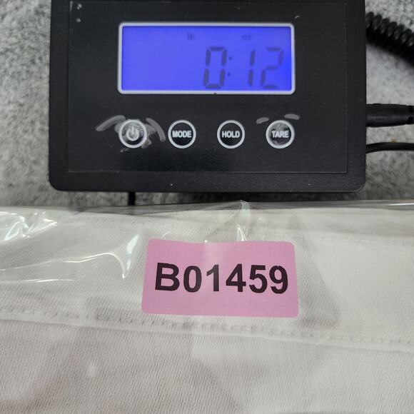 Old Navy Jeans Womens 10 White Rockstar Low Rise Capri Stretch Denim Casual - Picture 12 of 12